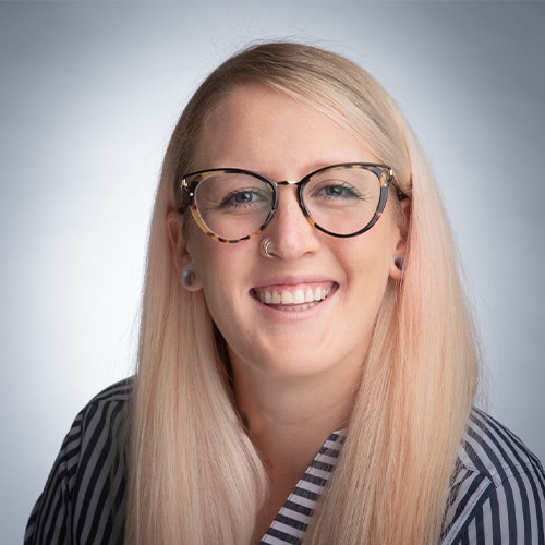 Kelly Thompson - Associate Agent
